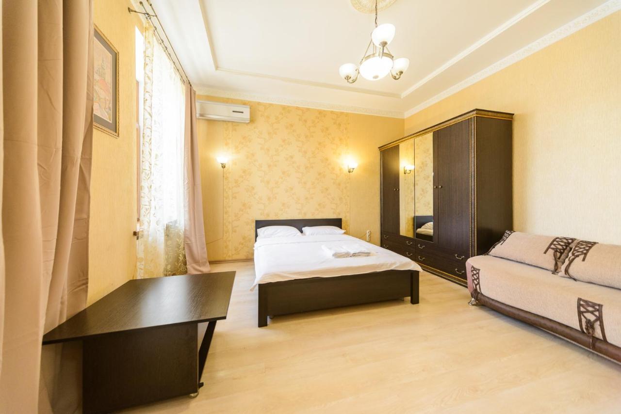 קייב 911 Apartments Antonovichа מראה חיצוני תמונה