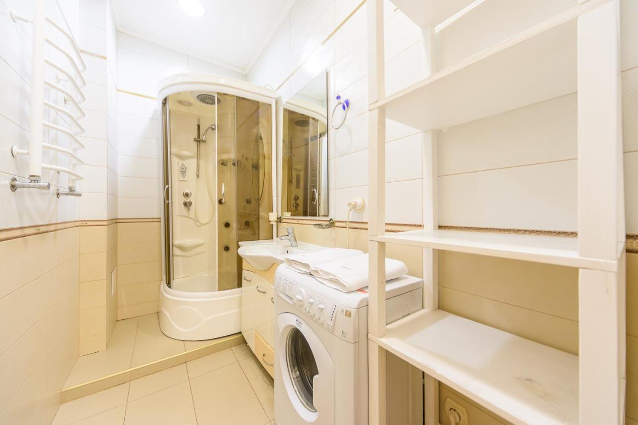 קייב 911 Apartments Antonovichа מראה חיצוני תמונה