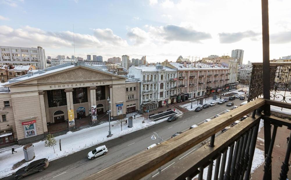 קייב 911 Apartments Antonovichа מראה חיצוני תמונה