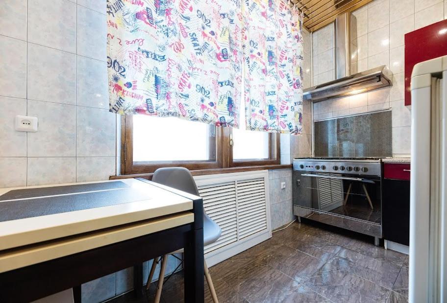 קייב 911 Apartments Antonovichа מראה חיצוני תמונה